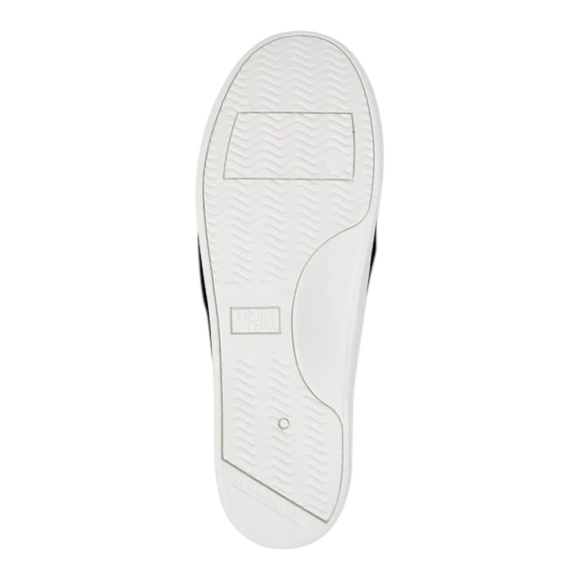 !WIDE WIDTH BLACK Time and Tru Women's Scrunch Back Slip-On Sneaker Black Sz 7W - Picture 4 of 4